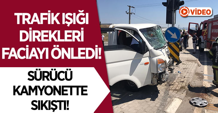 Trafik ışığı direkleri faciayı önledi: 2 yaralı