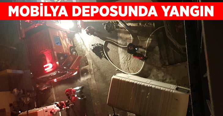 Denizli’de mobilya deposunda çıkan yangın korkuttu