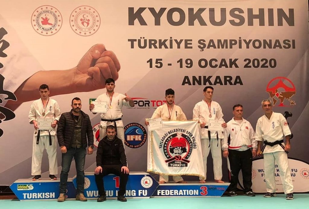 Denizli Wushu’da dolu dizgin