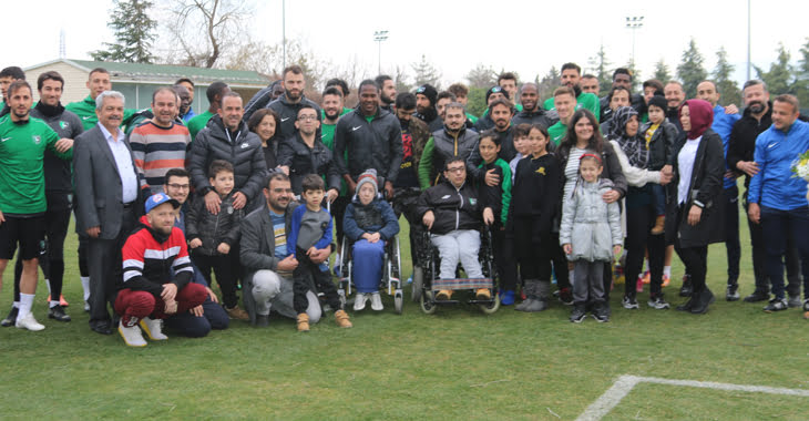 Denizlispor’un özel misafirleri vardı