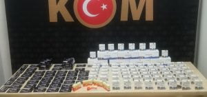 Kaçakçılık operasyonunda onlarca cinsel içerikli ürün ele geçirildi