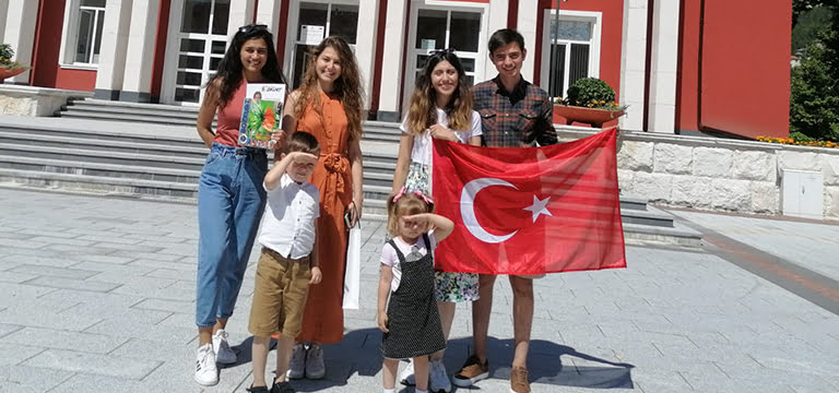 Bozkurt Belediyesi’nin 4 genç personeli Bulgaristan’da