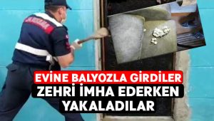 Uyuşturucuyu imha etmek üzereyken yakalandı