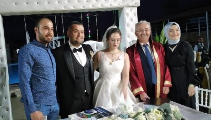 Nikah memuru baba, oğluna ‘Evet’ dedirtti