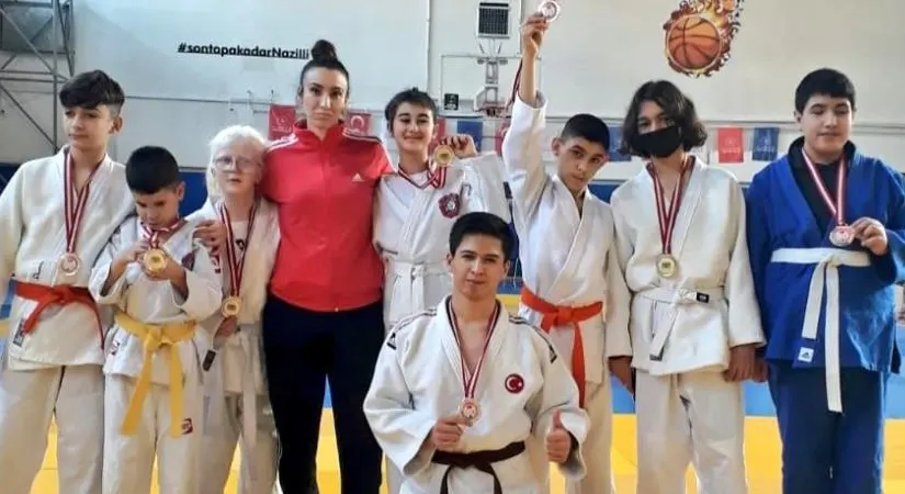 Judoda 8 altın madalya Denizli’nin