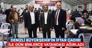 Denizli Büyükşehir’in iftar çadırı ilk gün binlerce vatandaşı ağırladı