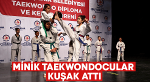 Minik taekwondocular kuşak attı