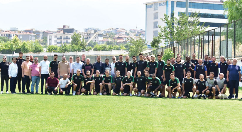 Denizlispor bayramlaştı