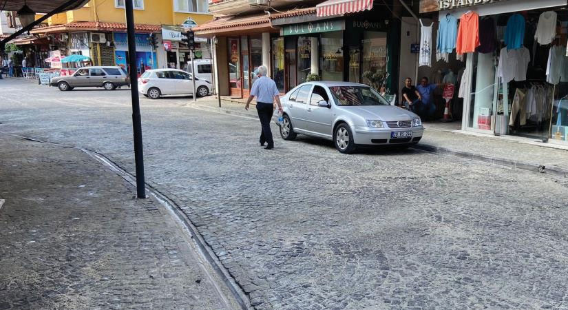 Buldanlı esnafın bitmeyen yol çilesi