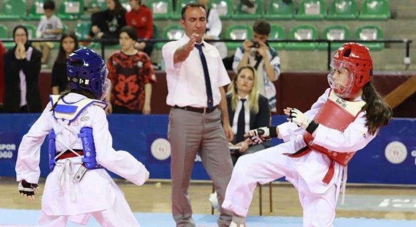 Taekwondonun yıldızları Denizli’de buluştu