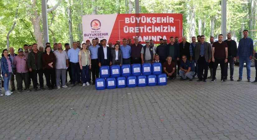 Denizlili alabalık yetiştiricilerine dezenfektan dağıtımı yapıldı